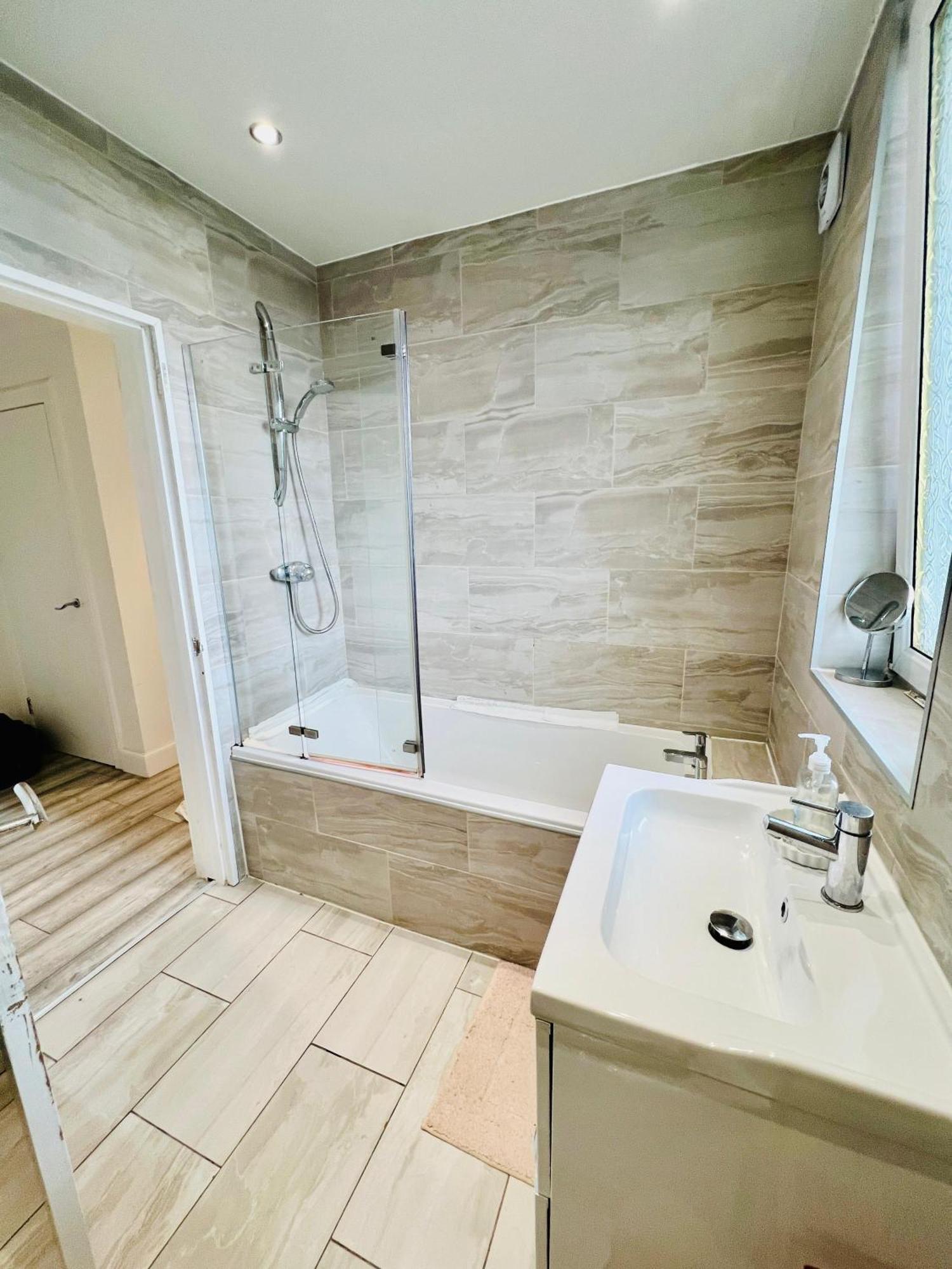 The Urban Retreat Apartment Edinburgh Ngoại thất bức ảnh